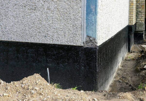 Papa na fundament – kluczowe aspekty dla generalnych wykonawców