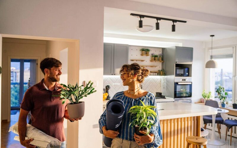 Zakup lokalu bez kredytu – kiedy gotówka daje przewagę?