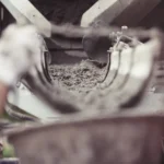 Ławy fundamentowe vs płyta fundamentowa – porównanie kosztów
