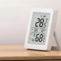 Latem śpisz gorzej i budzisz się z zatkanym nosem? To nie zawsze wina upałów – sprawdź, co naprawdę pogarsza jakość snu